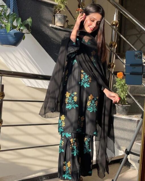Lilen Block Flower Print 2pc Suit Shararah style - Image 5