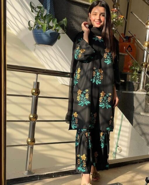 Lilen Block Flower Print 2pc Suit Shararah style - Image 4