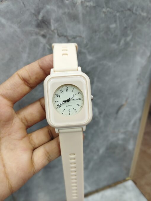 Curren Rubbar Belt Ladies Watch Model Square - Without Box - Image 4