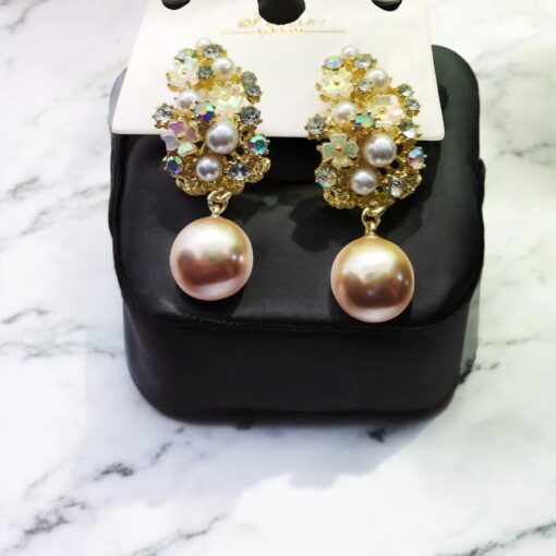 Imported Enchanted Floral Pearl Earrings – Luxurious Elegance Redefined! intricate floral designs adorned with shimmering crystals - Image 3