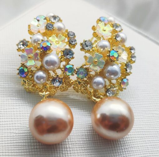 Imported Enchanted Floral Pearl Earrings – Luxurious Elegance Redefined! intricate floral designs adorned with shimmering crystals - Image 2