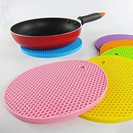 Multifunction Original Heat Resistant Silicone Mat Nonslip Pads Pot Holder Table Place mat (random color) - Image 3